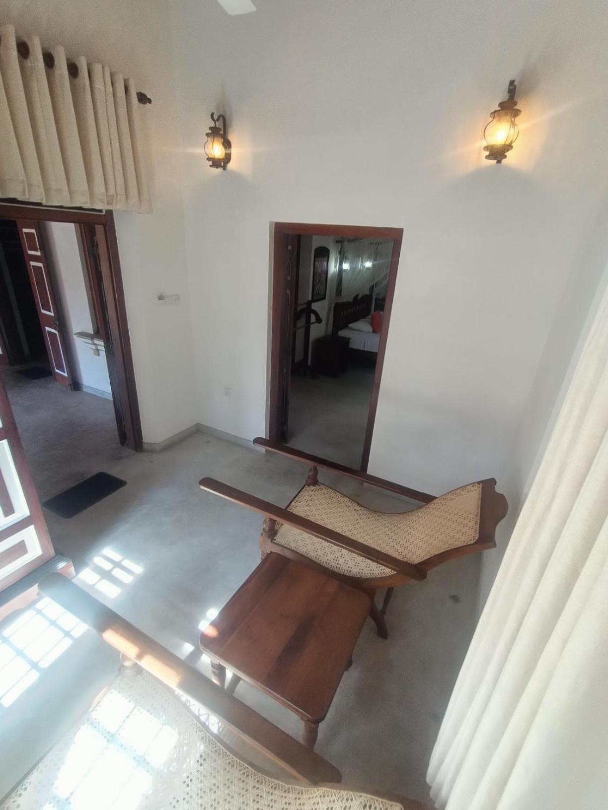 Sandali Walauwa Bentota Bagian luar foto